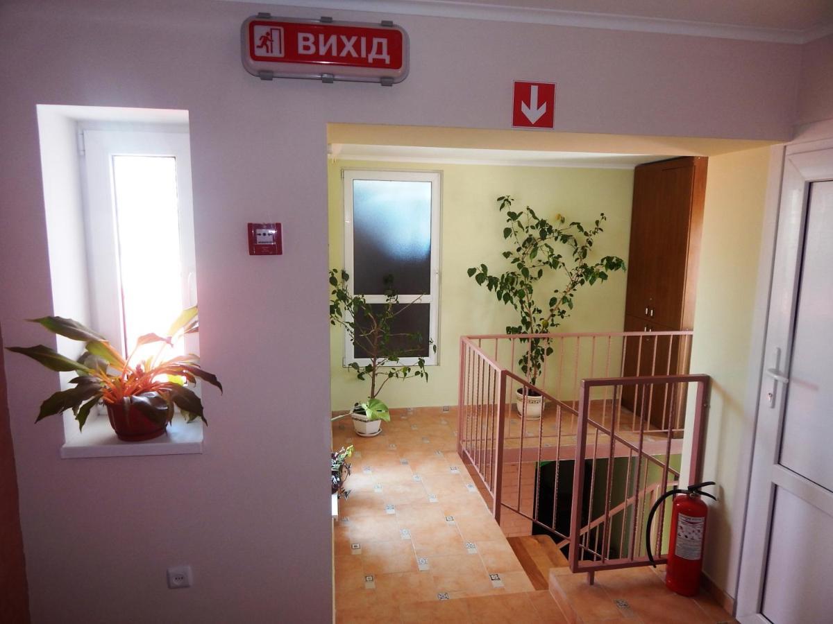 Hotel Zelenyi Klyn Ivano-Frankivsk Exterior foto
